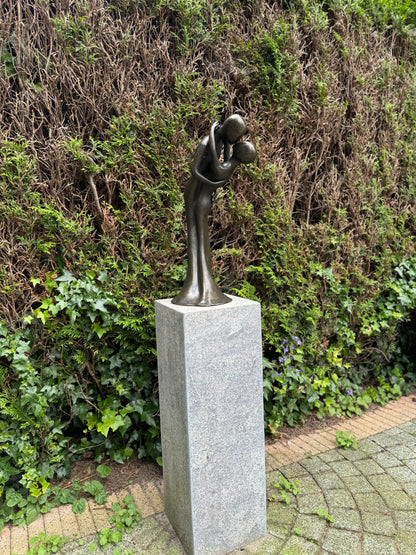 Casal apaixonado dançando em bronze - Estátua de jardim - Interior